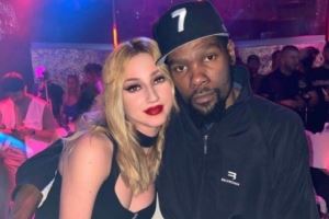 杜兰特:不会去夜店和脱衣舞俱乐部找乐子 也不喜欢过度社交